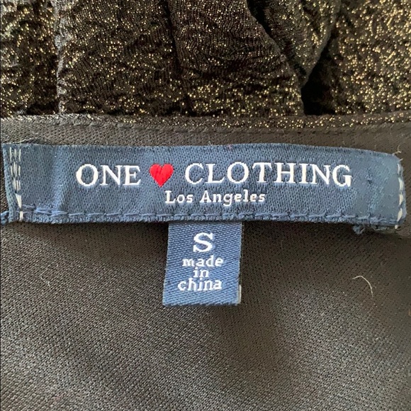 Cute black and gold dress - Picture 5 of 5